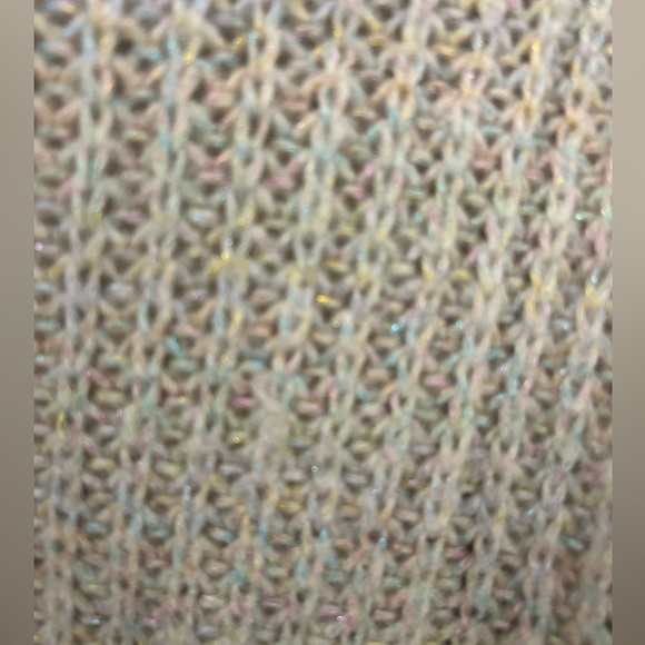 Milly Oversized, Cozy, Knit Sweater, Cream with Coloured Metallic Yarn, Sz M - Picture 7 of 7